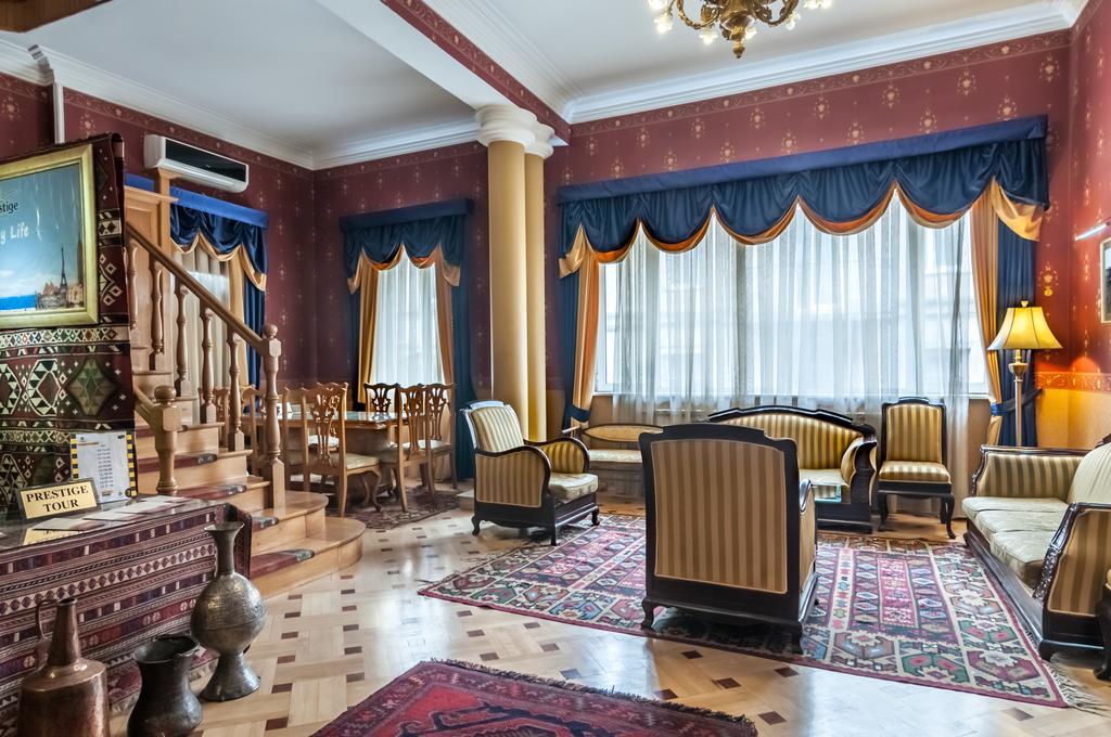 Prestige Hotel Batumi Bagian luar foto